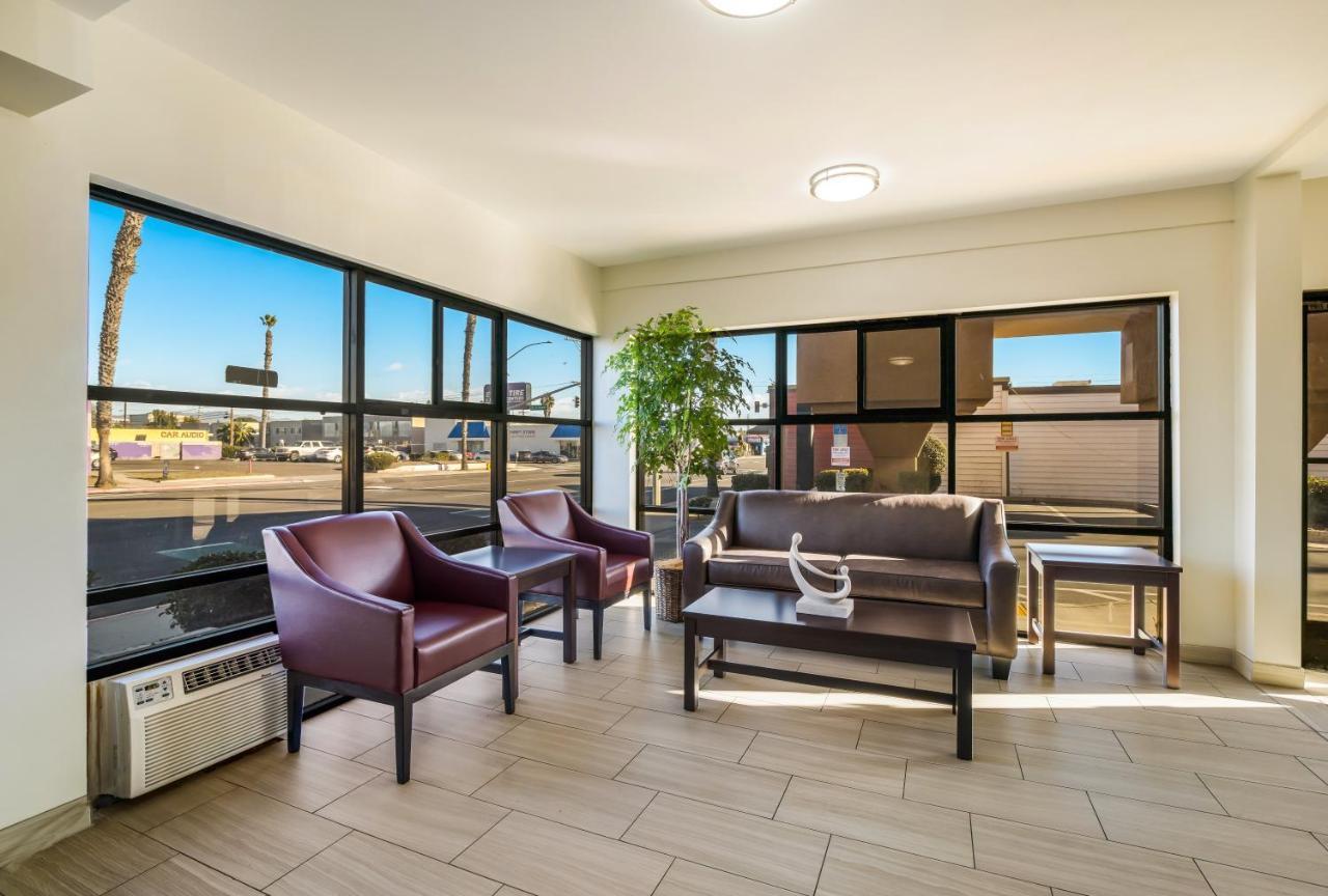 Days Inn By Wyndham Chula Vista-San Diego Экстерьер фото