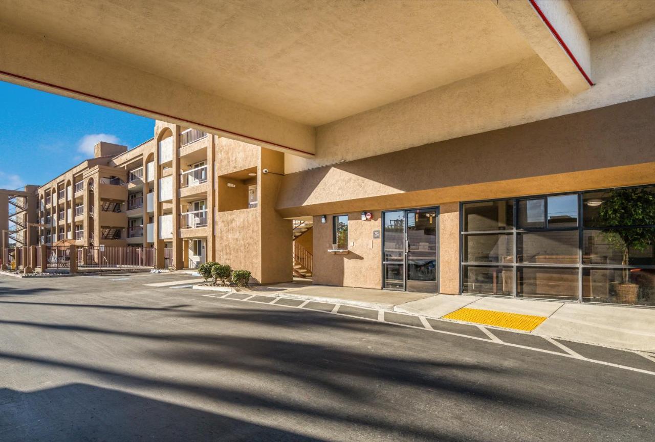Days Inn By Wyndham Chula Vista-San Diego Экстерьер фото
